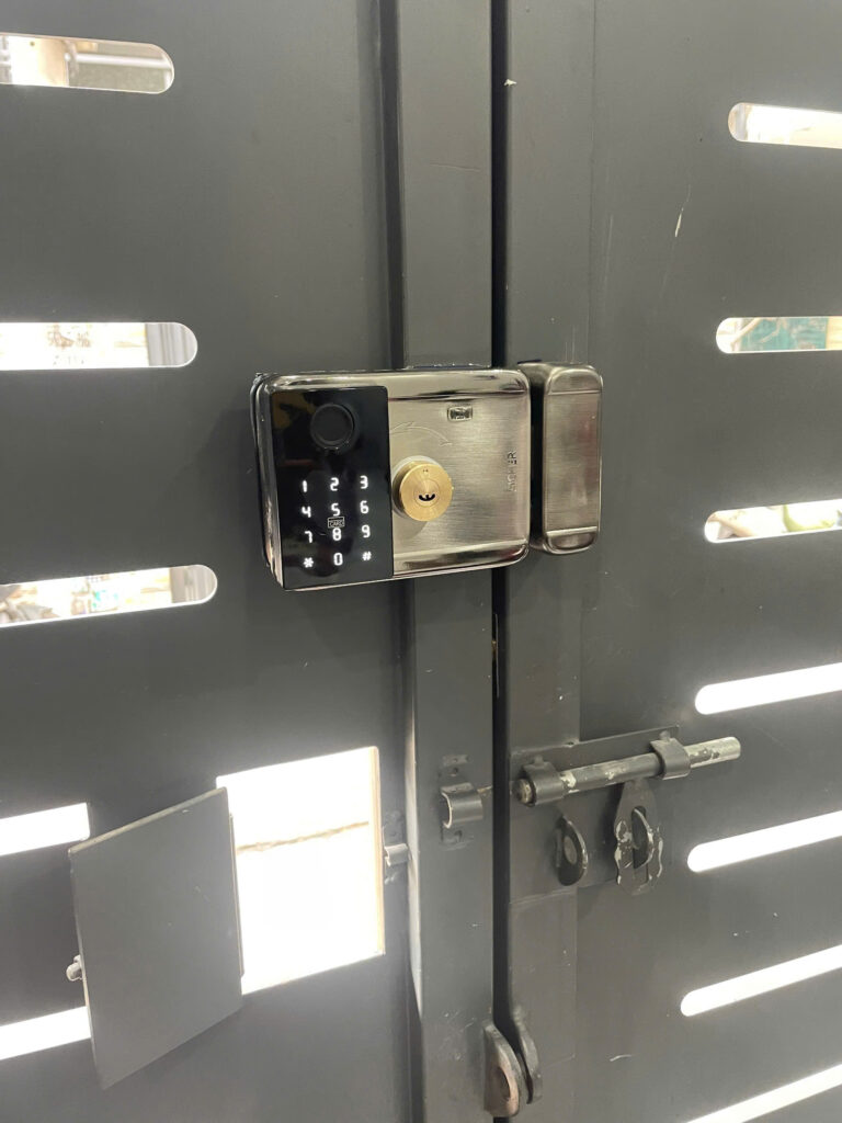 Khoá Vân Tay Cửa Cổng 2 chiều TTLOCK TLGA103 Khoá Vân Tay Cửa Cổng 2 chiều TTLOCK TLGA103