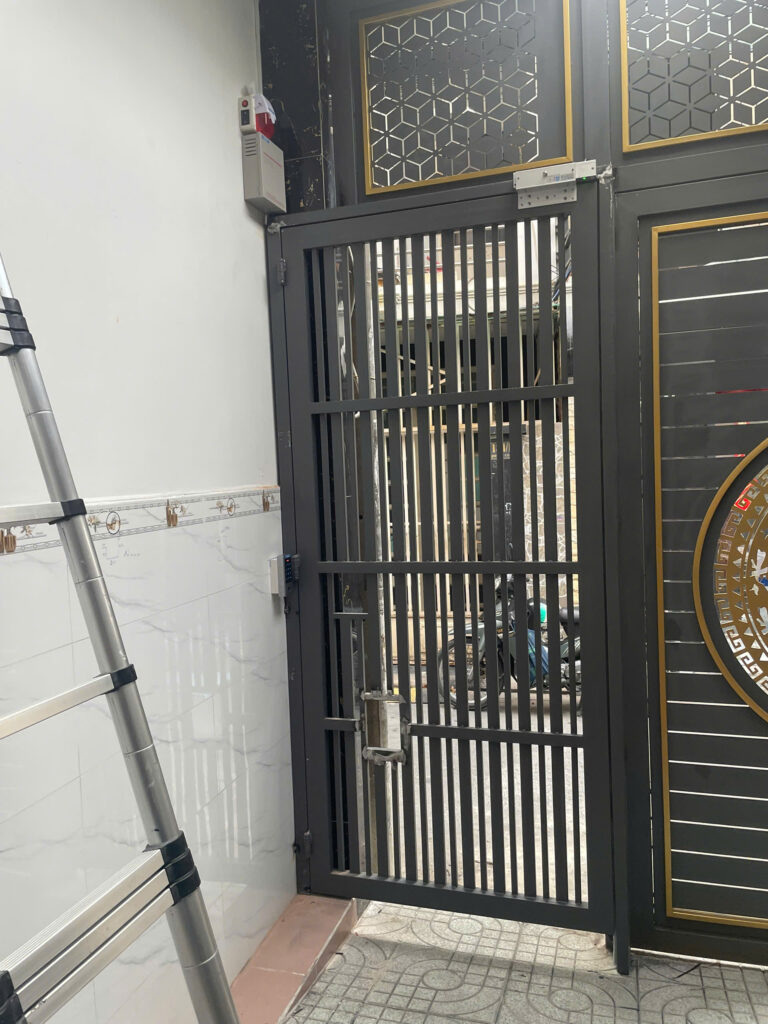 Kiểm Soát Ra Vào - Khóa Vân Tay Cho Phòng Trọ