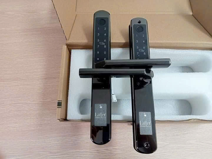 Khóa Vân Tay Cửa Nhôm Xingfa 2 Chiều Laffer XF19 2F Khóa Vân Tay Cửa Nhôm Xingfa 2 Chiều Laffer XF19 2F