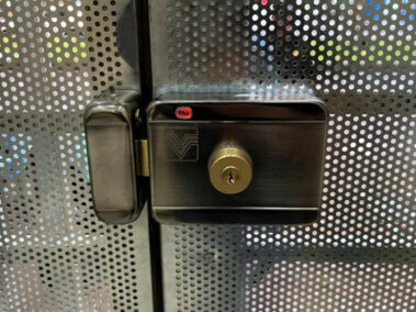 Lắp Đặt Khóa Vân Tay Quận 12, TP.HCM tại Việt Hưng Smarthome