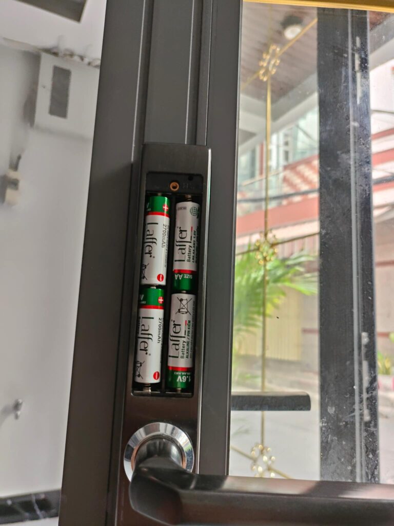Pin Laffer Chính Hãng Cho Khóa Vân Tay – Việt Hưng SmartHome Pin Laffer 2700mAh, 1200mAh – Chuyên Dụng Cho Khóa Vân Tay