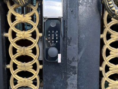 Sửa Khóa Vân Tay Cửa Cổng Ngoài Trời Tại Hồ Chí Minh