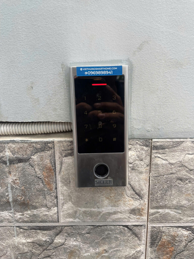 Khóa Vân Tay Cửa Cuốn Sicher HF1 - Mở Từ Xa | Lắp Tại TP.HCM Giá Rẻ Khóa Vân Tay Cửa Cuốn Sicher HF1 Hồ Chí Minh Giá Rẻ