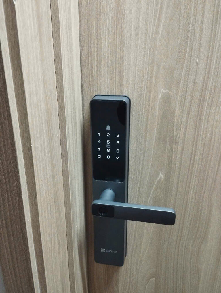 Khóa Vân Tay Cửa Gỗ Ezviz DL05 – Smart Lock Miễn Phí Lắp Đặt Khóa Vân Tay Cửa Gỗ Ezviz DL05 – Smart Lock Miễn Phí Lắp Đặt