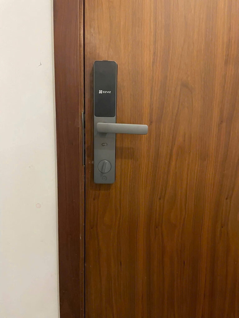 Khóa Vân Tay Cửa Gỗ Ezviz DL05 – Smart Lock Miễn Phí Lắp Đặt Khóa Vân Tay Cửa Gỗ Ezviz DL05 – Smart Lock Miễn Phí Lắp Đặt - Ảnh 3