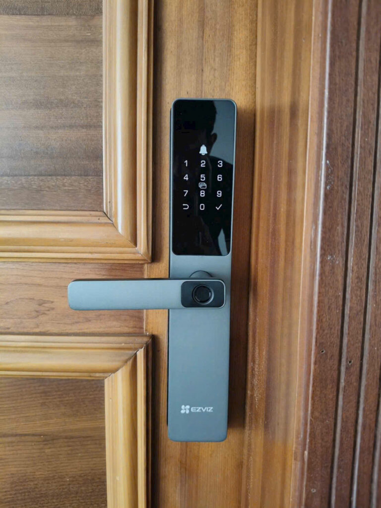 Lắp Đặt Khóa EZVIZ Tại Nhà TP.HCM