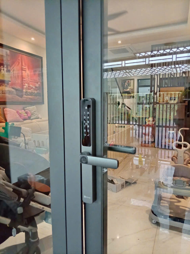 Lắp Đặt Khóa EZVIZ