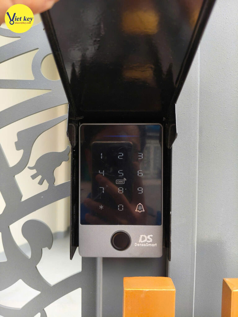 Sửa Khóa Vân Tay Cadman – DensoSmart TP.HCM | Lắp Đặt Khóa Điện Tử