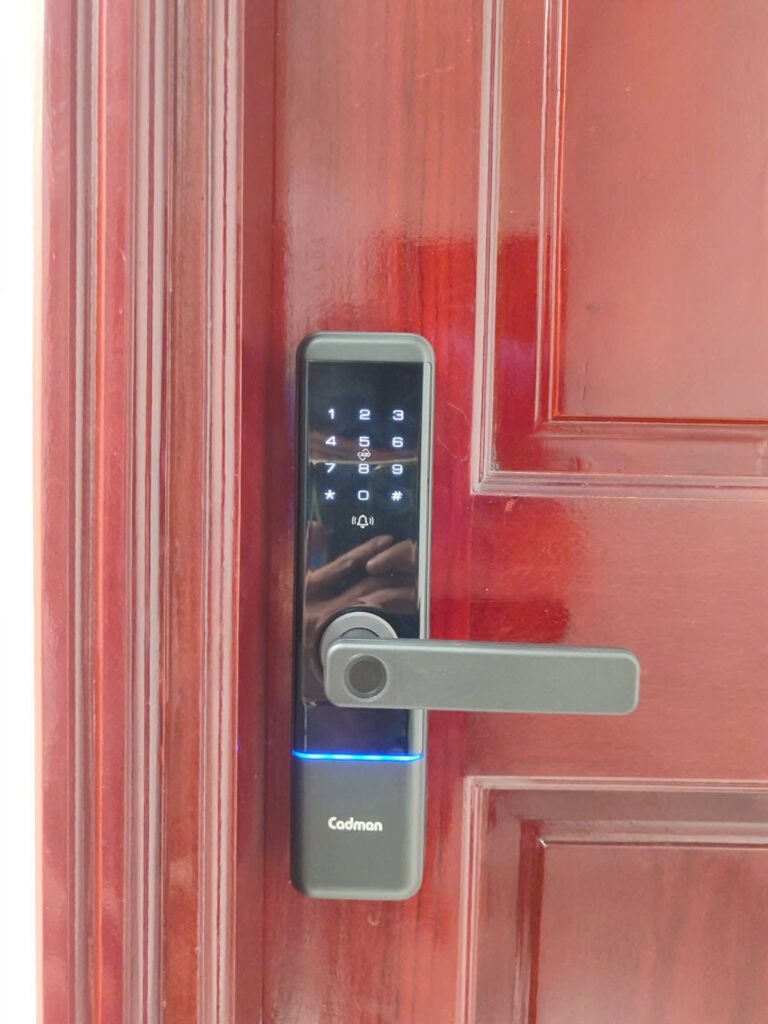 Sửa Khóa Vân Tay Cadman – DensoSmart TP.HCM | Lắp Đặt Khóa Điện Tử