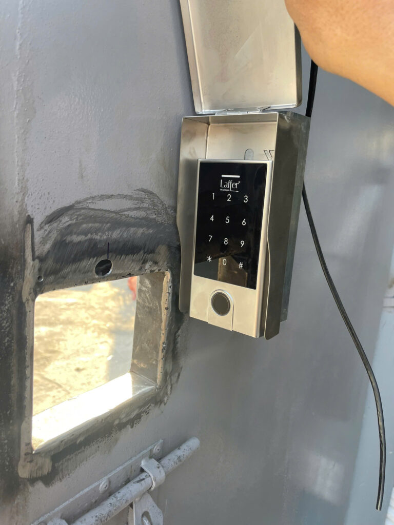 Lắp Đặt Khóa Vân Tay Nhà Trọ TP.HCM Uy Tín – Giá Tốt