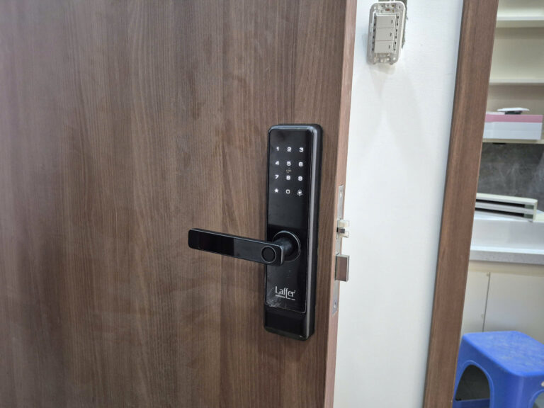 Khóa Laffer Chính Hãng – Khóa Vân Tay Laffer | Việt Hưng Khóa Laffer Chính Hãng – Khóa Vân Tay Laffer -3