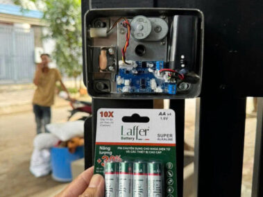 Thay Pin, Reset, Cài Đặt Khóa Vân Tay TP.HCM